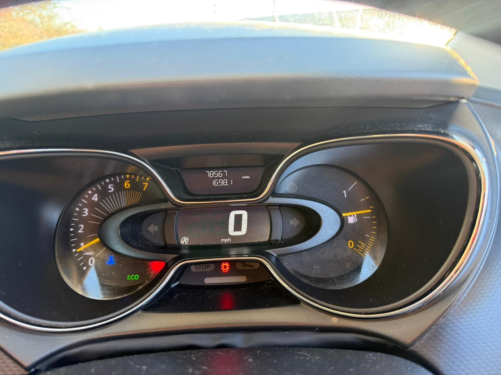 Renault Captur 0.9L Dynamique Nav TCe SUV 5dr Petrol Manual Euro 6 (90 bhp) 5dr Manual 2025