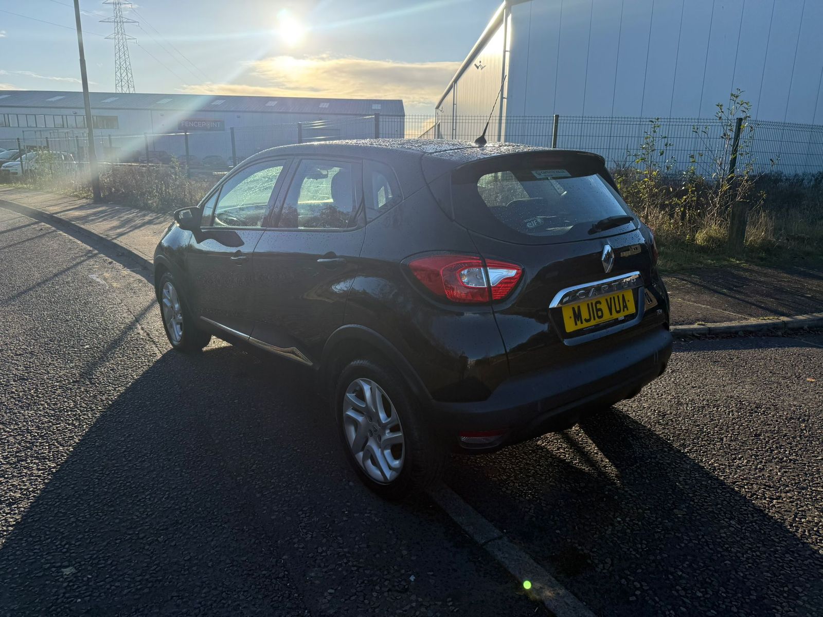Renault Captur 0.9L Dynamique Nav TCe SUV 5dr Petrol Manual Euro 6 (90 bhp) 5dr Manual 2025