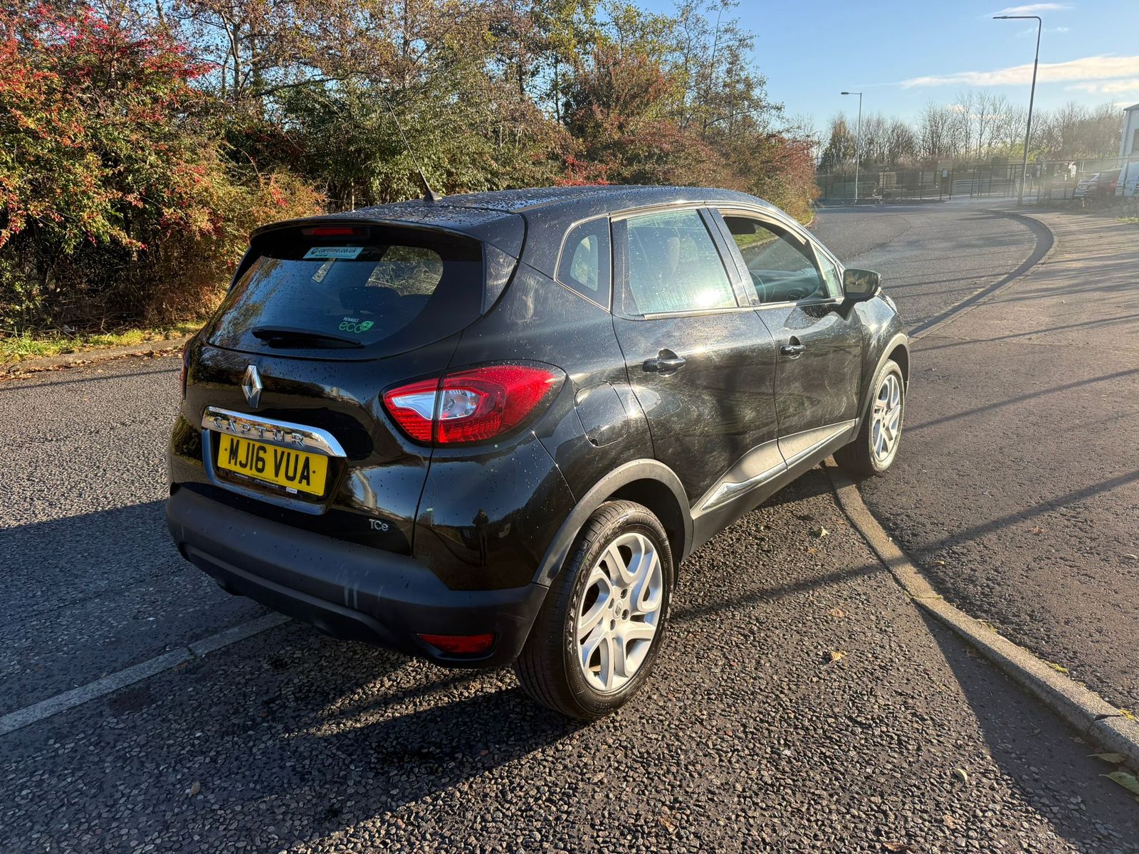 Renault Captur 0.9L Dynamique Nav TCe SUV 5dr Petrol Manual Euro 6 (90 bhp) 5dr Manual 2025