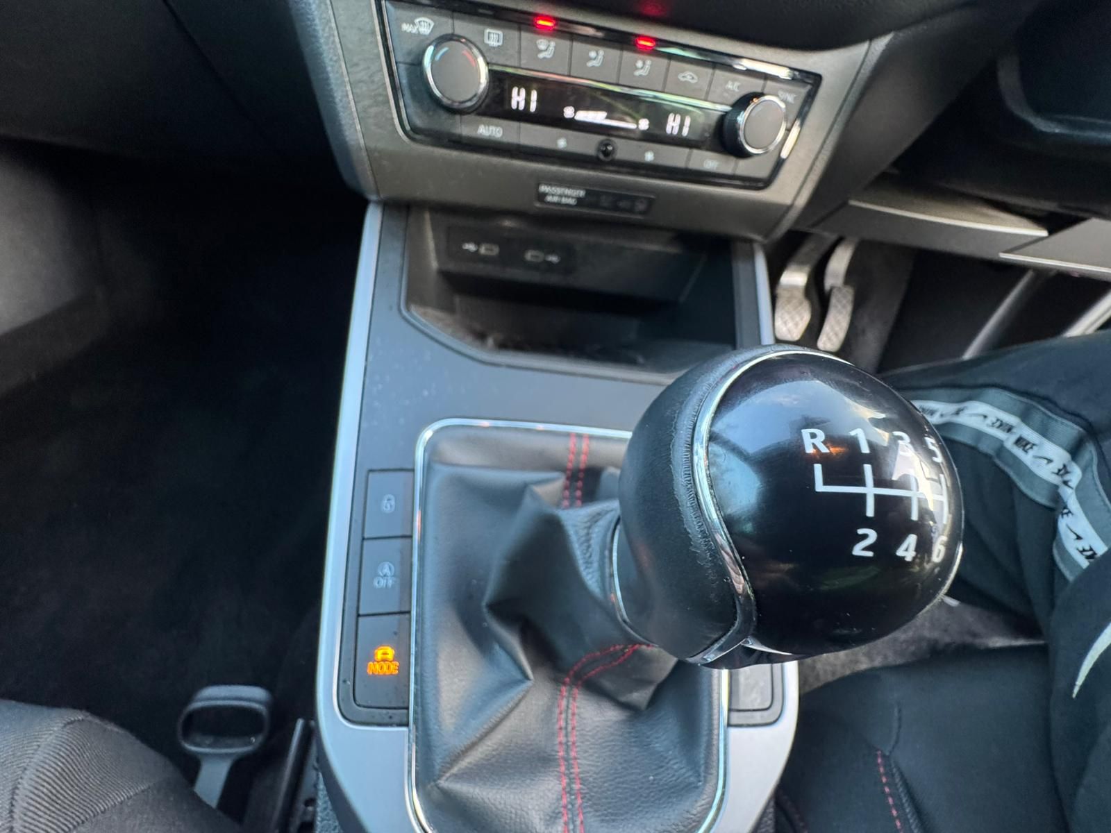 Seat Arona 1.0 TSI FR SUV 5dr Petrol Manual Euro 6 (s/s) (110 ps) 5dr Manual 2026