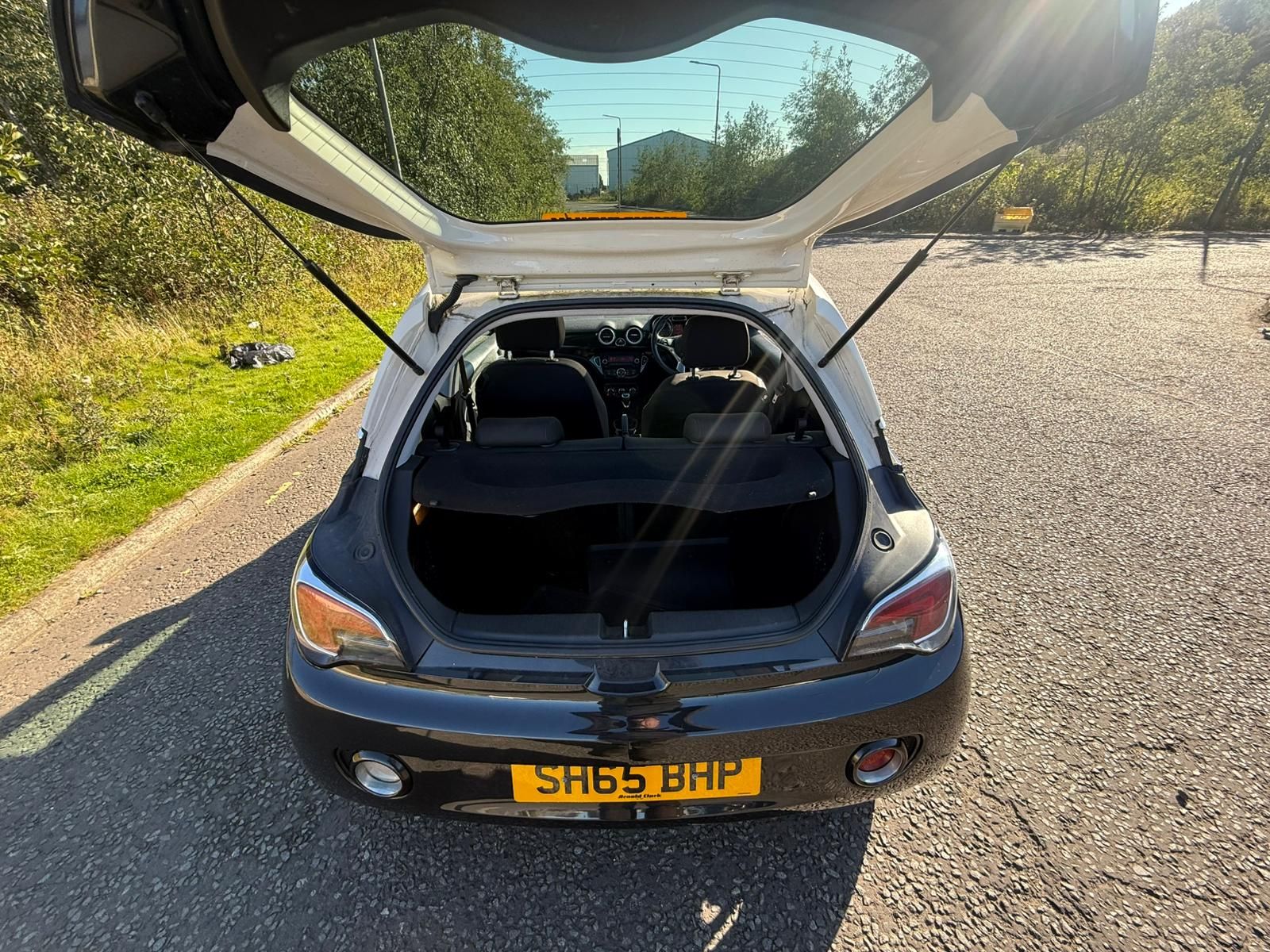 Vauxhall ADAM 1.2L Adam Glam Hatchback 3dr Petrol Manual Euro 6 (69 bhp) 3dr Manual 2025