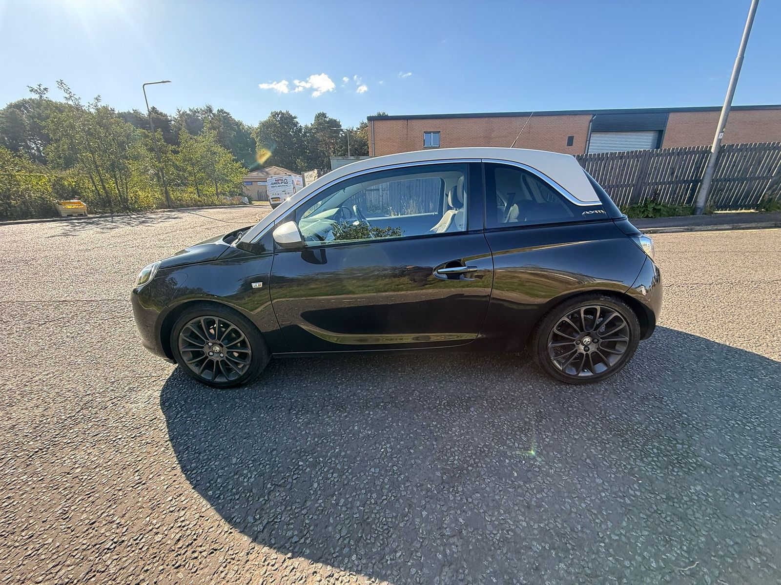 Vauxhall ADAM 1.2L Adam Glam Hatchback 3dr Petrol Manual Euro 6 (69 bhp) 3dr Manual 2025