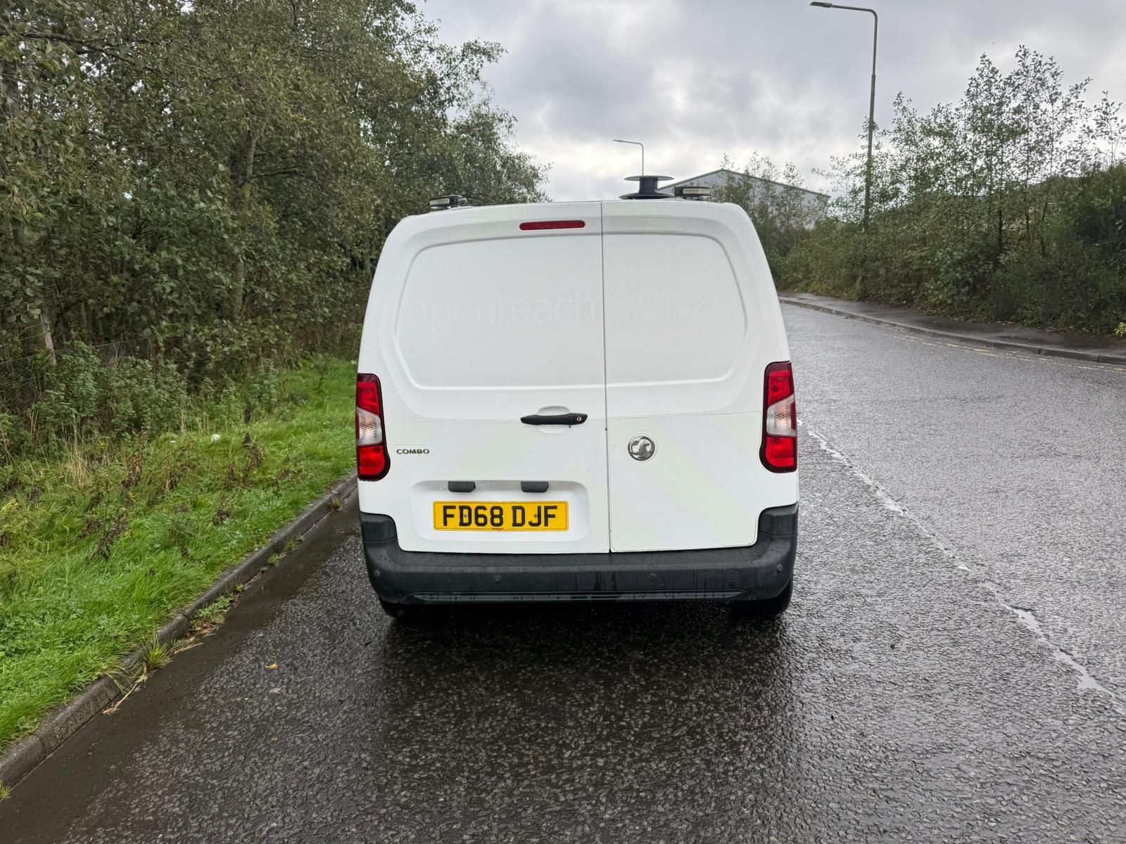 Vauxhall Combo 1.6L 2300 Edition S/S Diesel Manual Euro 6 (101 bhp) 0dr Manual 2025