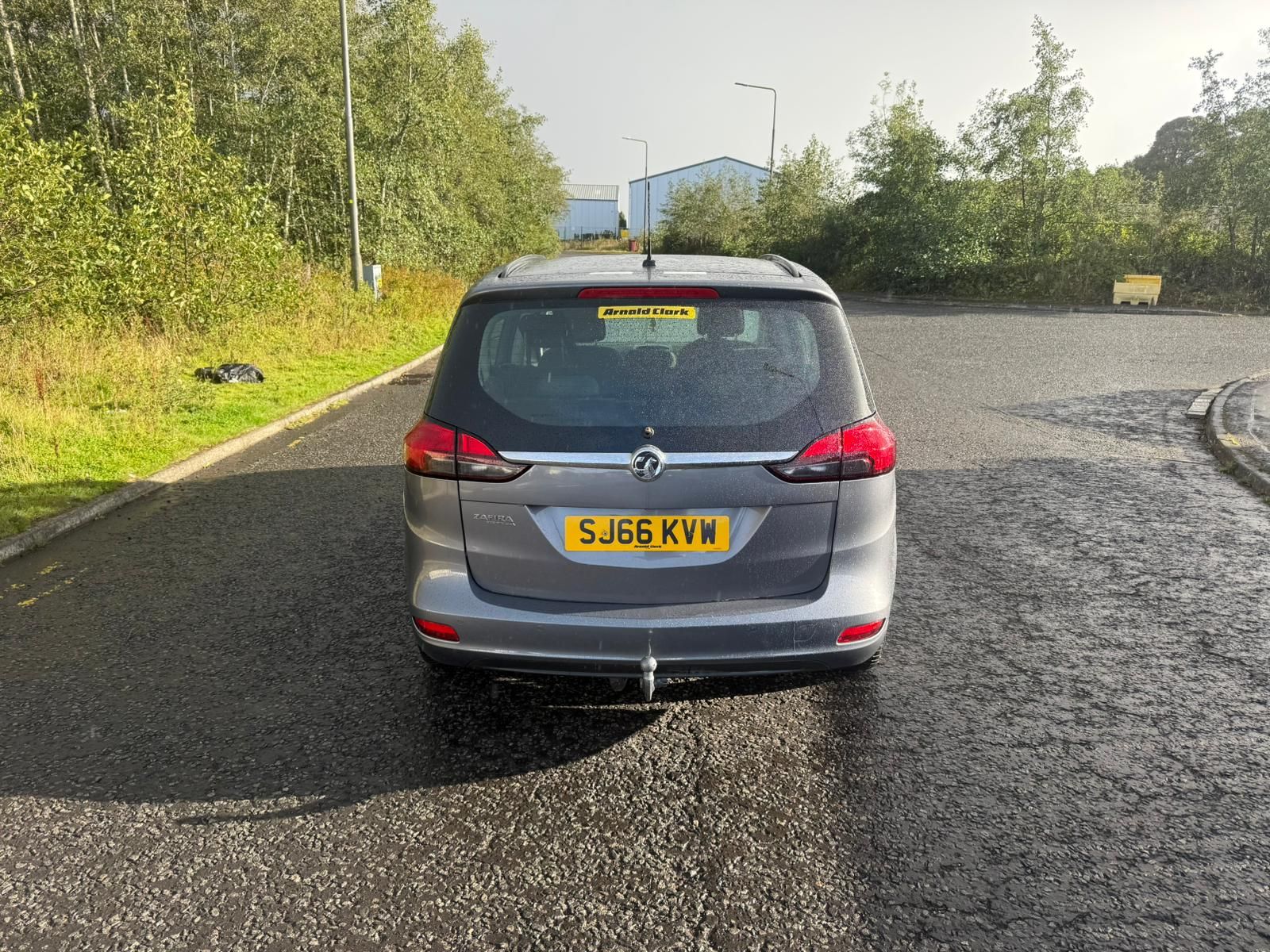 Vauxhall Zafira Tourer 1.4L Exclusive T MPV 5dr Petrol Manual Euro 6 (138 bhp) 5dr Manual 2026
