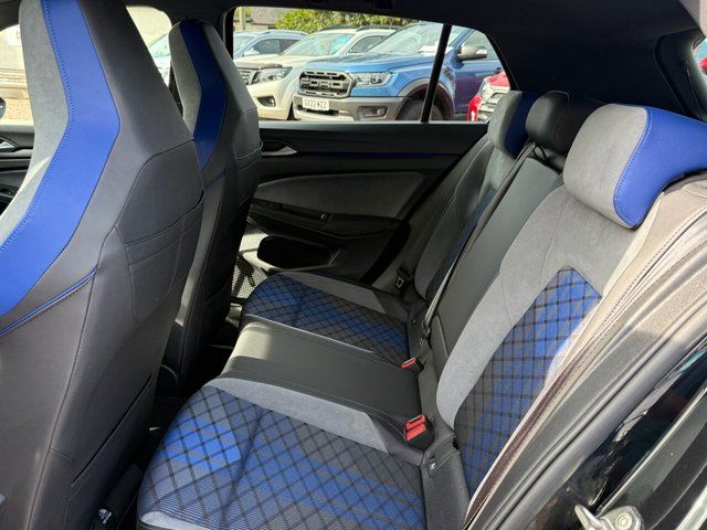 Volkswagen Golf 2.0L R TSi 4Motion Semi-Auto Hatchback 5dr Petrol Semi Automatic Euro 6 (315 bhp) 5dr Semi Automatic 2025