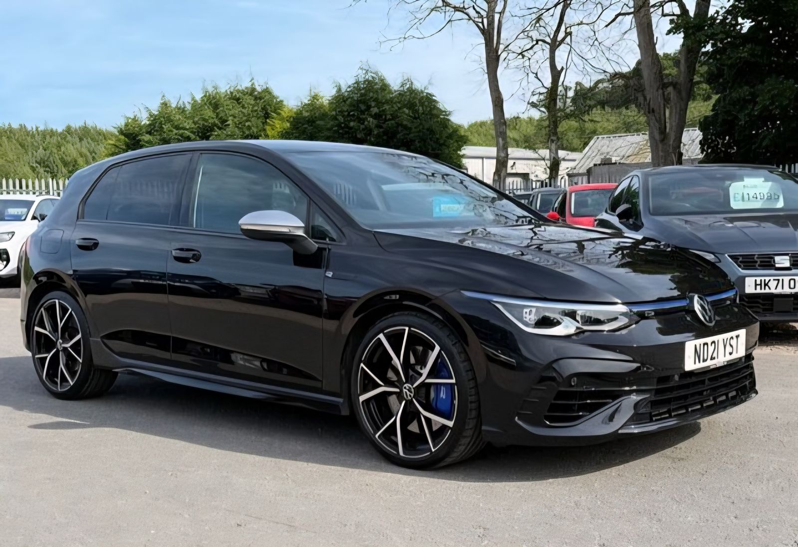 Volkswagen Golf 2.0L R TSi 4Motion Semi-Auto Hatchback 5dr Petrol Semi Automatic Euro 6 (315 bhp) 5dr Semi Automatic 2025