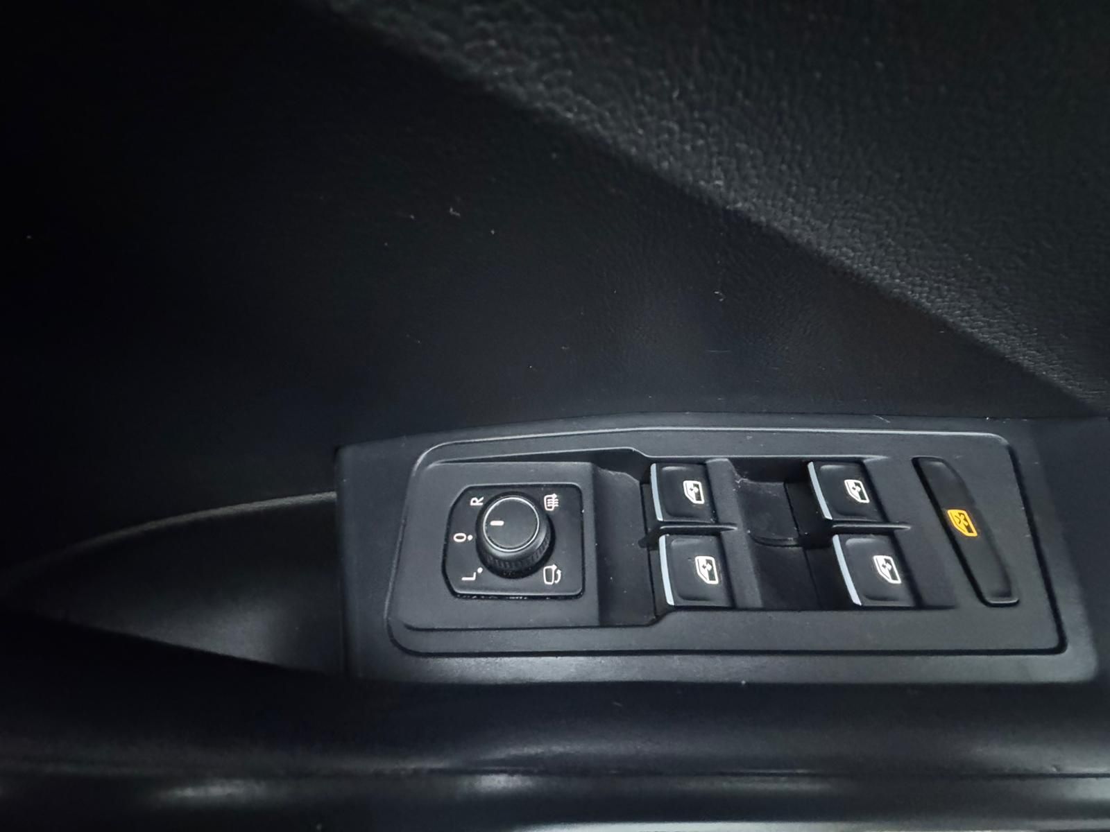 Volkswagen T-Roc 1.0 TSI GPF SE SUV 5dr Petrol Manual Euro 6 (s/s) (115 ps) 5dr Manual 2026