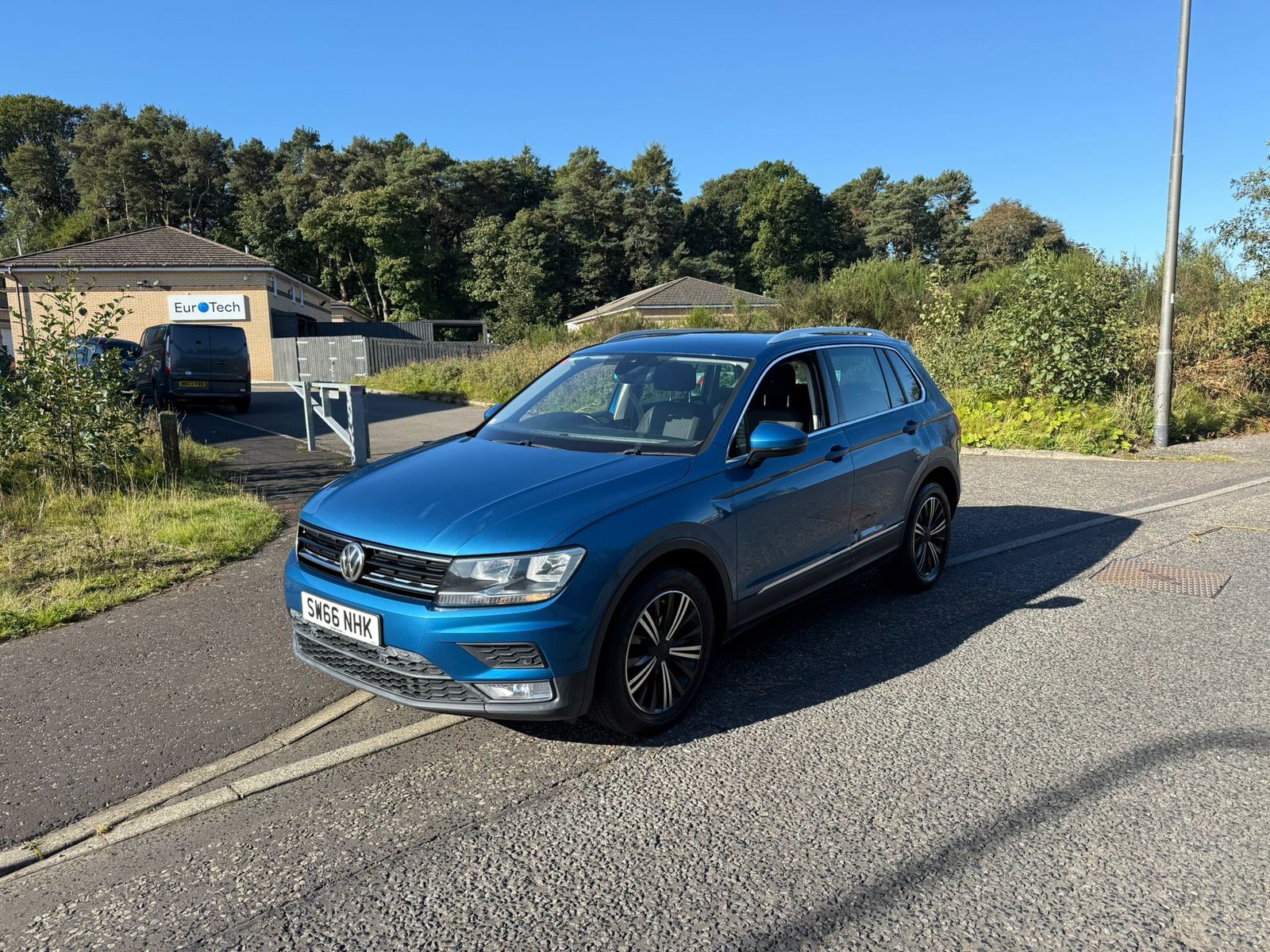 Volkswagen Tiguan 1.4L SE Nav TSi BlueMotion Technology SUV 5dr Petrol Manual Euro 6 (148 bhp) 5dr Manual 2025
