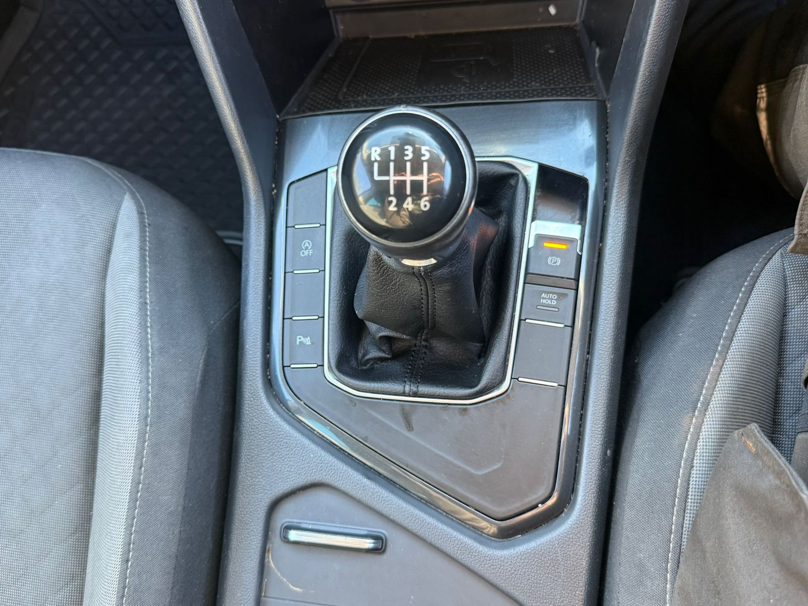 Volkswagen Tiguan 1.4L SE Nav TSi BlueMotion Technology SUV 5dr Petrol Manual Euro 6 (148 bhp) 5dr Manual 2025