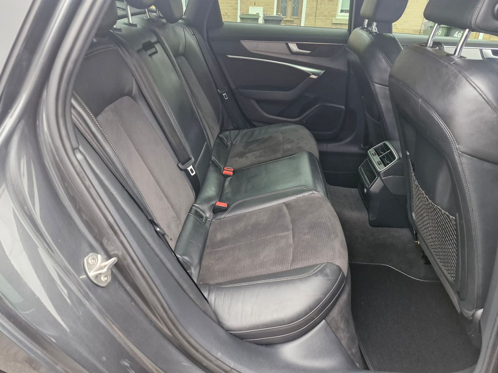 Audi A6 Saloon 2.0 TDI 40 S line Saloon 4dr Diesel S Tronic Euro 6 (s/s) (204 ps) 4dr Automatic 2026