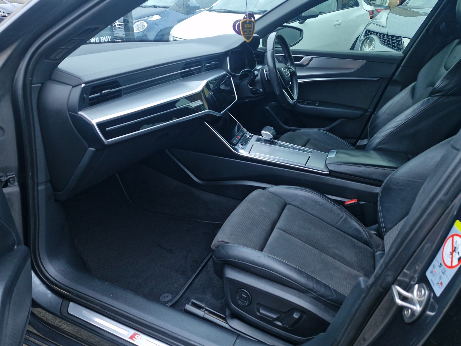 Audi A6 Saloon 2.0 TDI 40 S line Saloon 4dr Diesel S Tronic Euro 6 (s/s) (204 ps) 4dr Automatic 2026