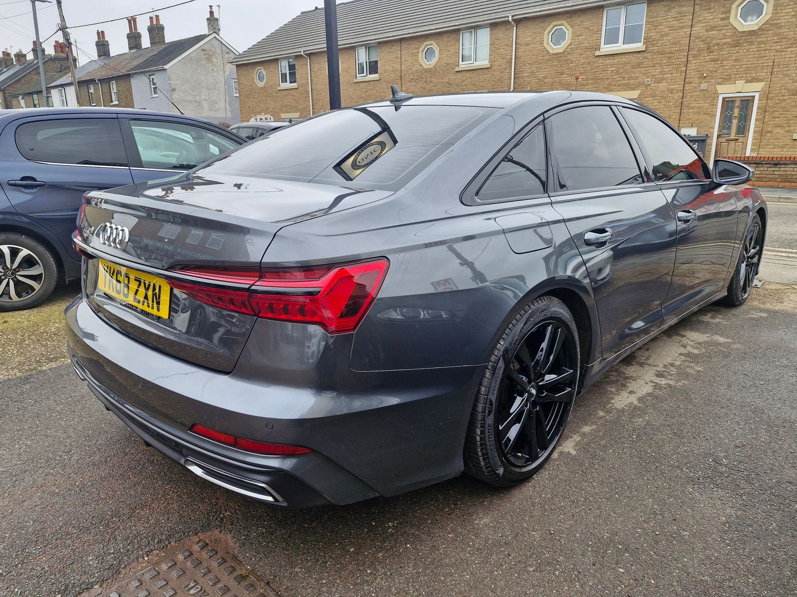 Audi A6 Saloon 2.0 TDI 40 S line Saloon 4dr Diesel S Tronic Euro 6 (s/s) (204 ps) 4dr Automatic 2026