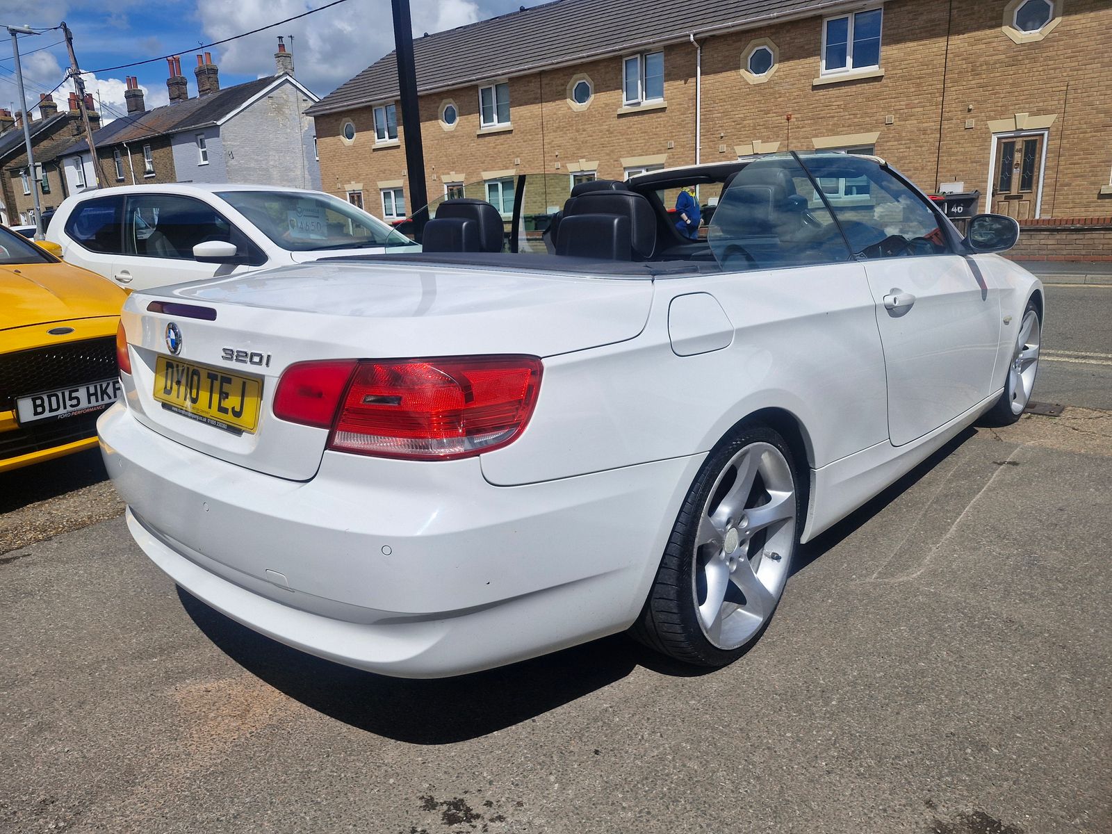 BMW 3 Series 2.0 320i SE Highline Convertible 2dr Petrol Steptronic Euro 5 (170 ps) 2dr Automatic 2026
