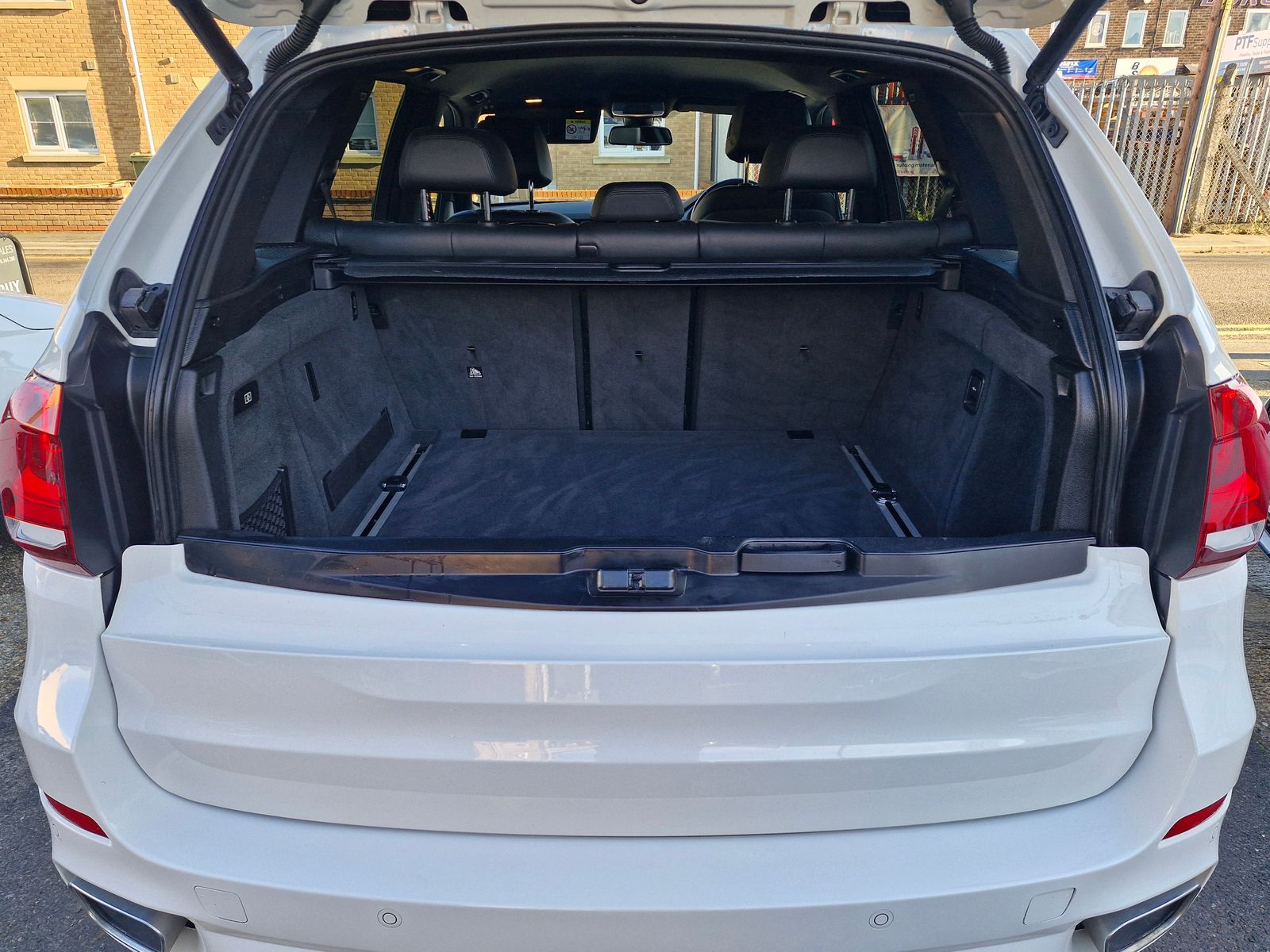 BMW X5 3.0 30d M Sport SUV 5dr Diesel Auto xDrive Euro 6 (s/s) (258 ps) 5dr Automatic 2025