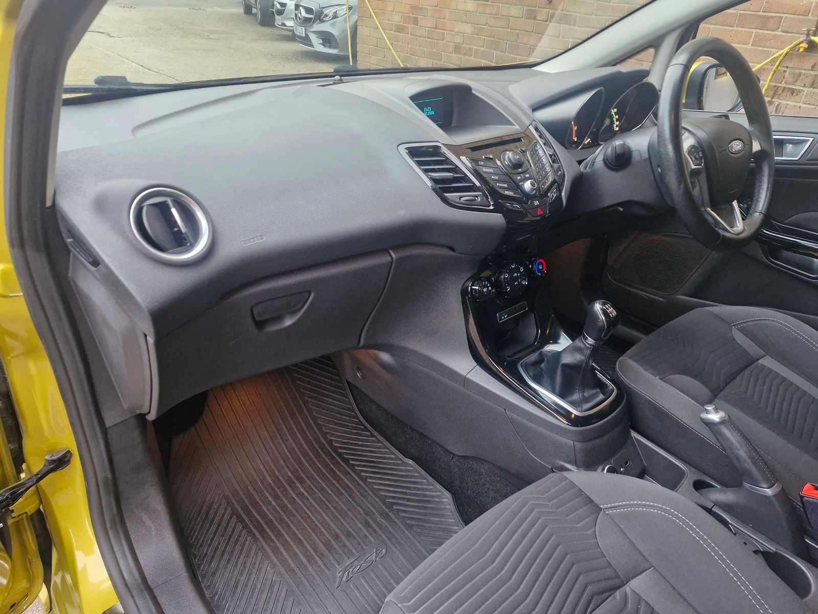 Ford Fiesta 1.0T EcoBoost Zetec Hatchback 5dr Petrol Manual Euro 5 (s/s) (100 ps) 5dr Manual 2026