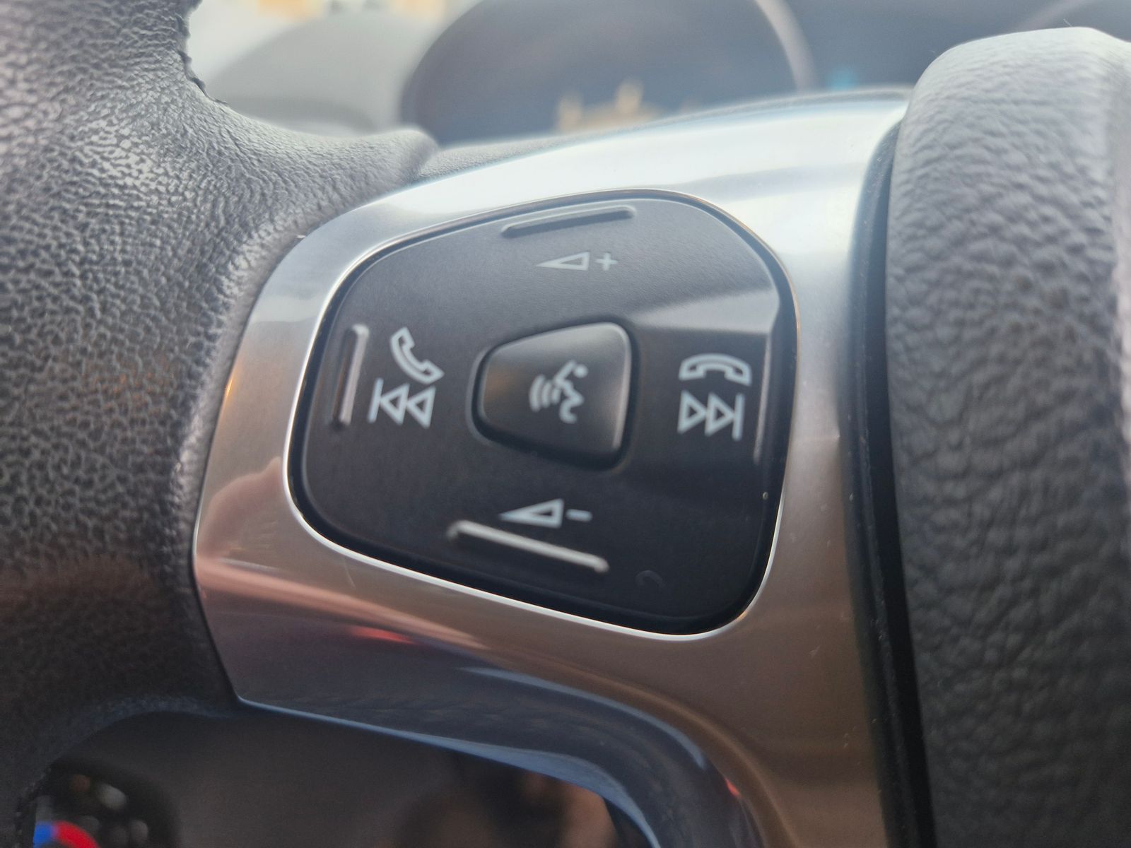 Ford Fiesta 1.0T EcoBoost Zetec Hatchback 5dr Petrol Manual Euro 5 (s/s) (100 ps) 5dr Manual 2026