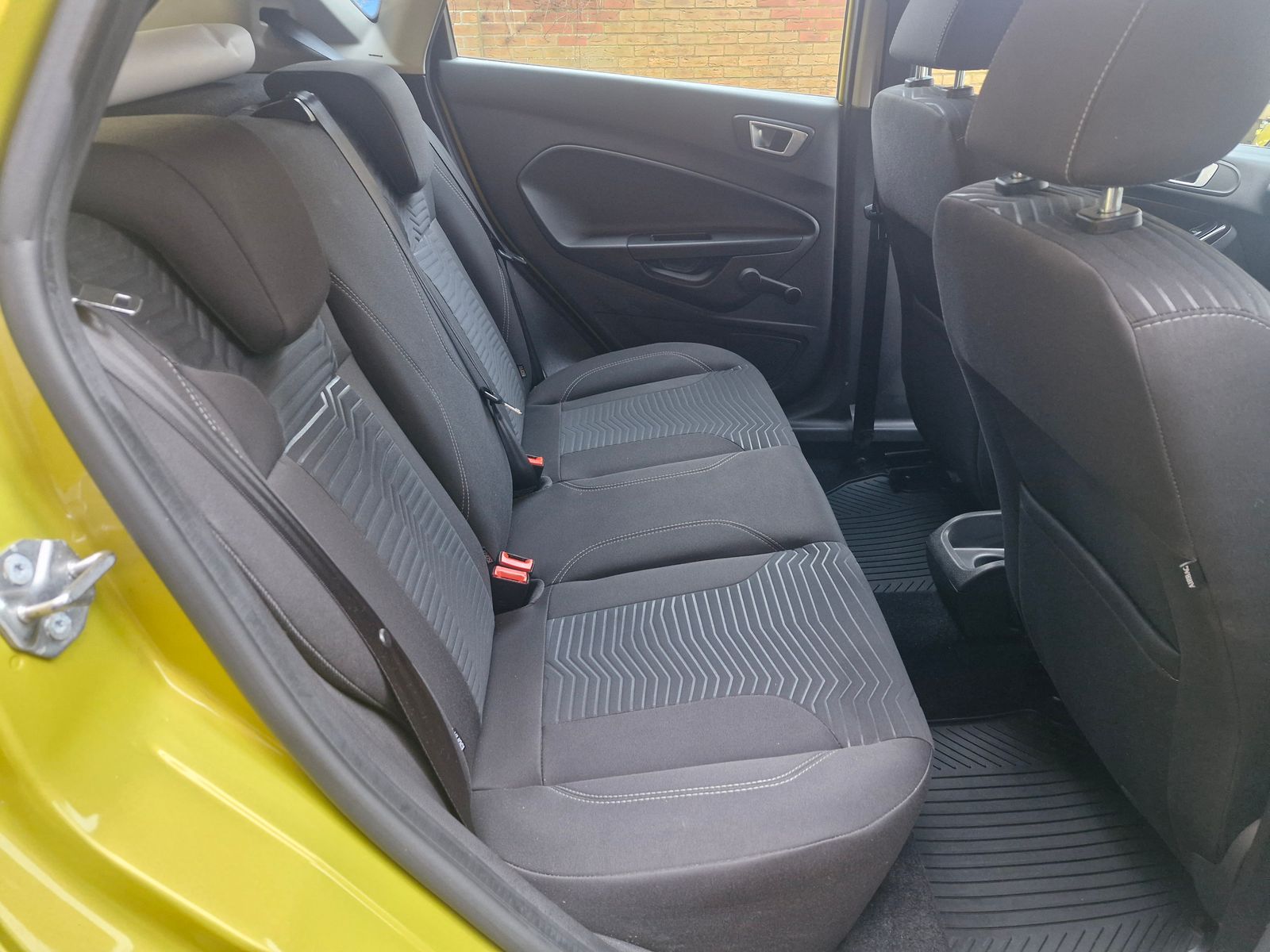 Ford Fiesta 1.0T EcoBoost Zetec Hatchback 5dr Petrol Manual Euro 5 (s/s) (100 ps) 5dr Manual 2026