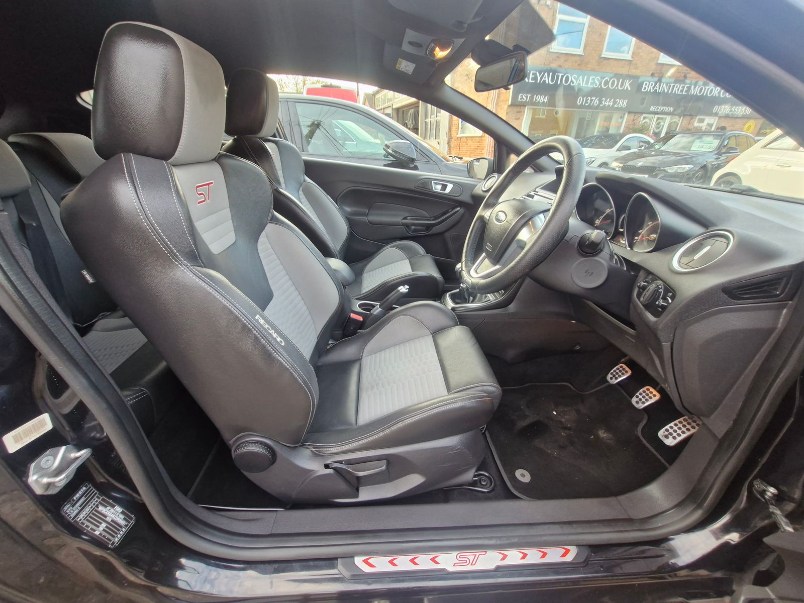 Ford Fiesta 1.6T EcoBoost ST-2 Hatchback 3dr Petrol Manual Euro 5 (182 ps) 3dr Manual 2025