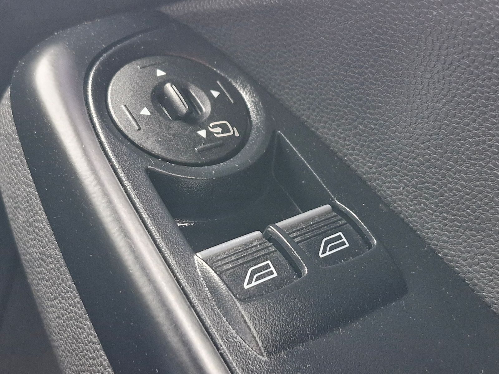 Ford Fiesta 1.6T EcoBoost ST-3 Mountune Hatchback 3dr Petrol Manual Euro 6 (182 ps) 3dr Manual 2026