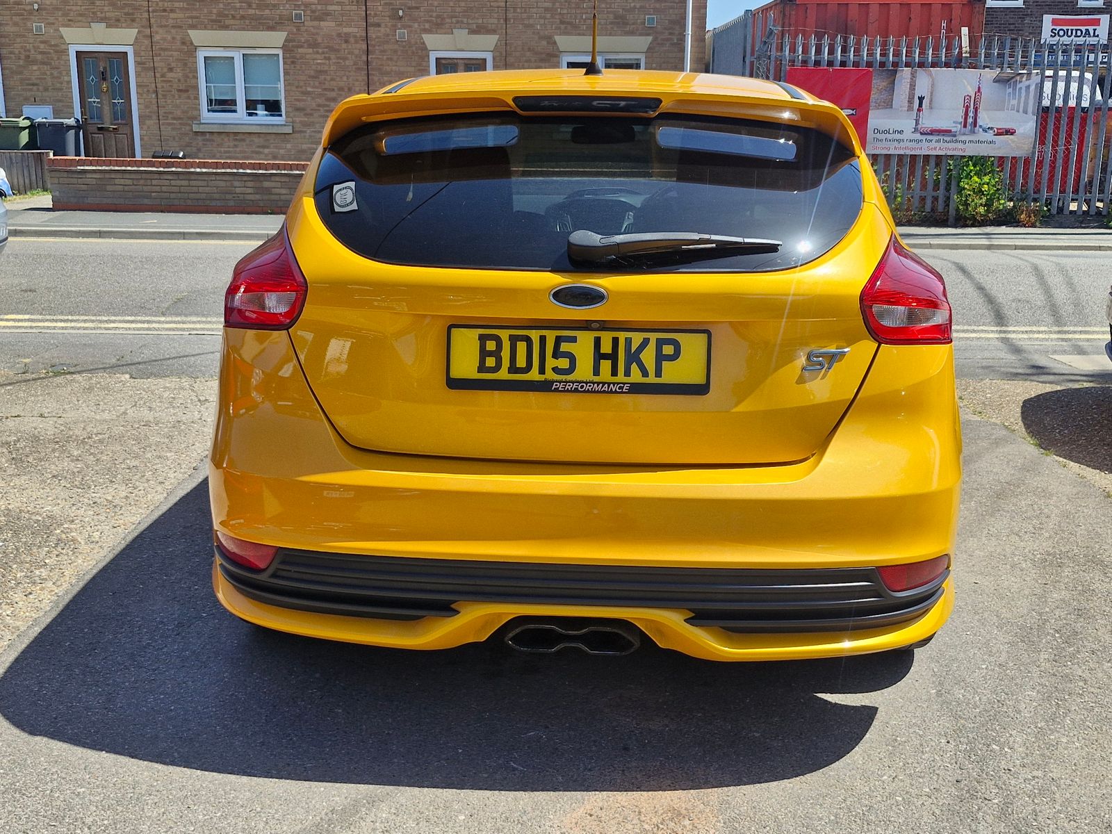 2015 Ford Focus 2.0T EcoBoost ST-2 Hatchback 5dr Petrol Manual Euro 6 (s/s) (250 ps), exterior view 4