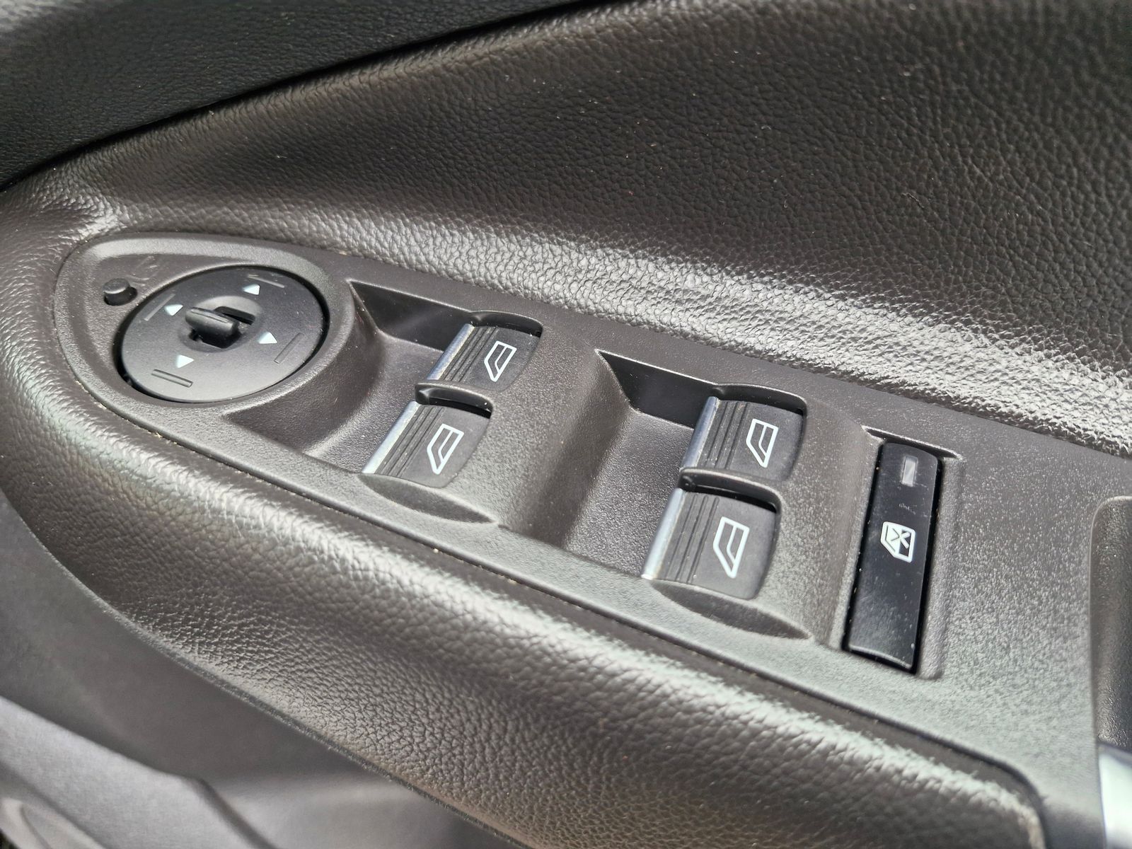 Ford Kuga 1.5T EcoBoost Titanium SUV 5dr Petrol Manual 2WD Euro 6 (s/s) (150 ps) 5dr Manual 2025