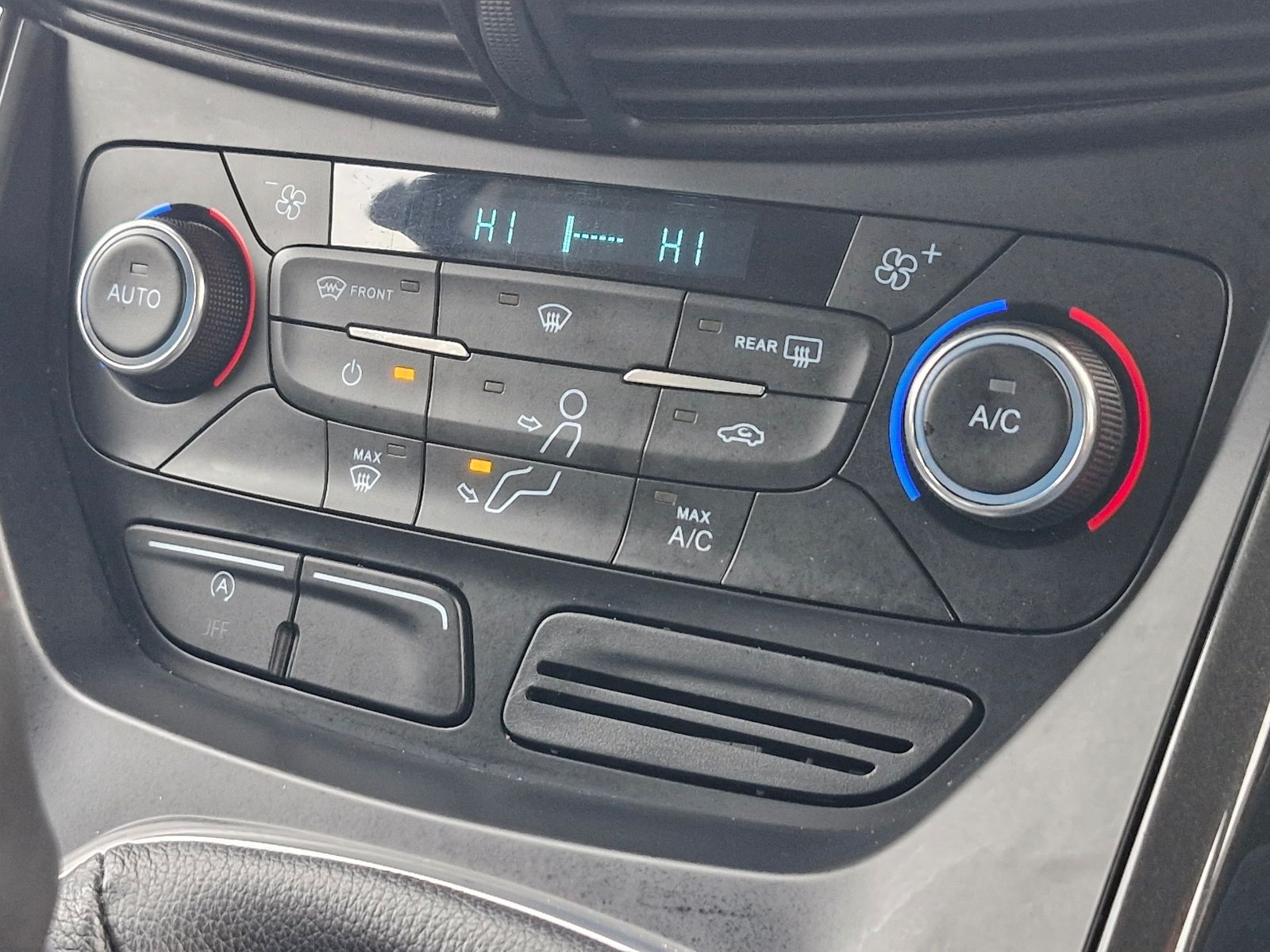 Ford Kuga 1.5T EcoBoost Titanium SUV 5dr Petrol Manual 2WD Euro 6 (s/s) (150 ps) 5dr Manual 2025