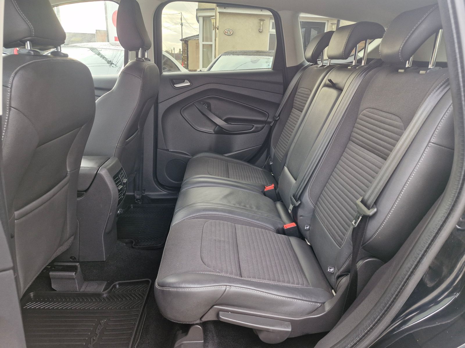 Ford Kuga 1.5T EcoBoost Titanium SUV 5dr Petrol Manual 2WD Euro 6 (s/s) (150 ps) 5dr Manual 2025