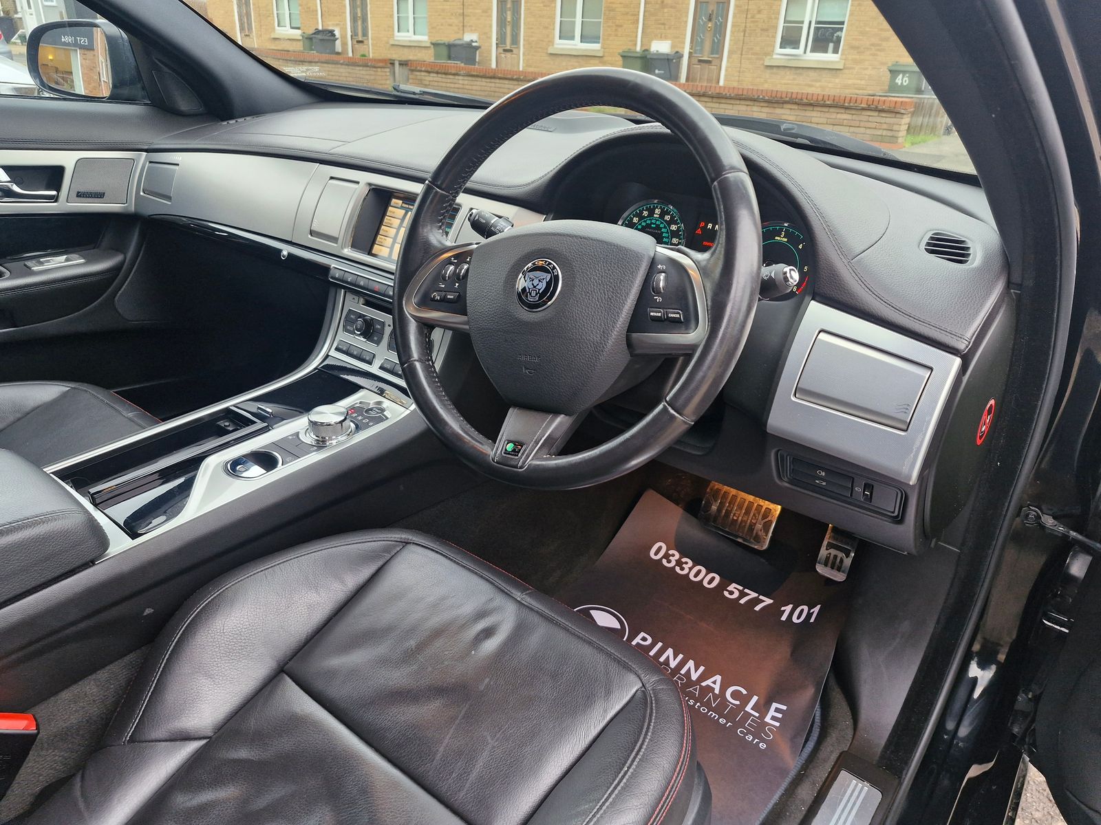 Jaguar XF 2.2d R-Sport Black Saloon 4dr Diesel Auto Euro 5 (s/s) (200 ps) 4dr Automatic 2026