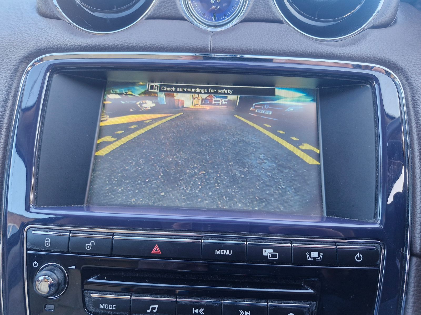 Jaguar XJ 3.0d V6 Luxury Saloon 4dr Diesel Auto Euro 5 (275 ps) 4dr Automatic 2025