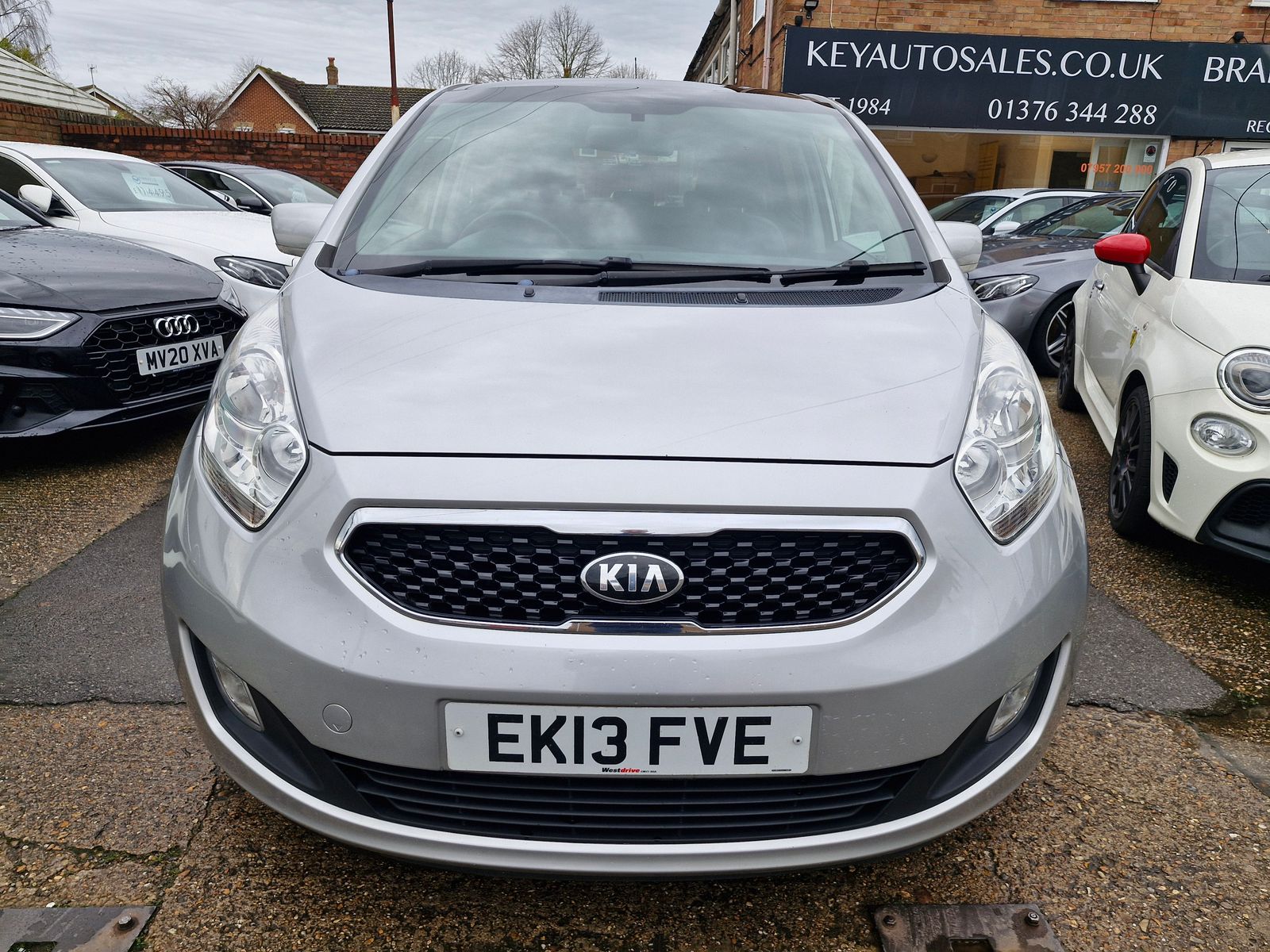 Kia Venga 1.6 3 MPV 5dr Petrol Auto Euro 5 (Sat Nav) (123 bhp) 5dr Automatic 2025
