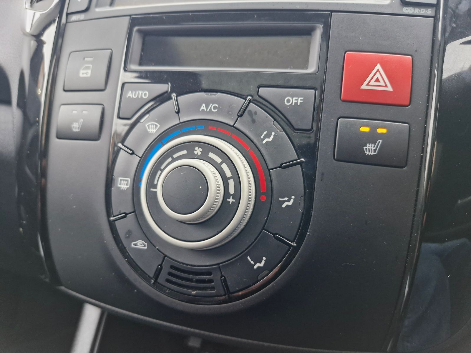 Kia Venga 1.6 3 MPV 5dr Petrol Auto Euro 5 (Sat Nav) (123 bhp) 5dr Automatic 2025