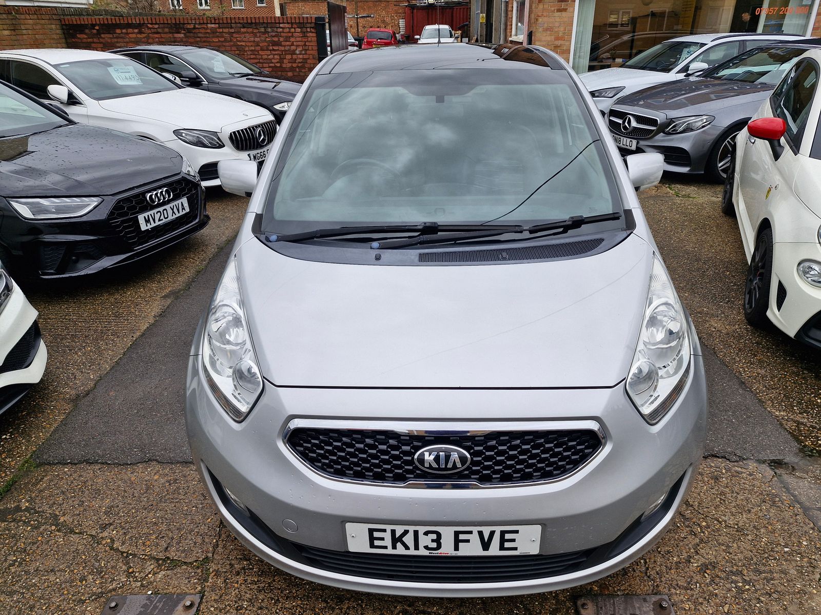Kia Venga 1.6 3 MPV 5dr Petrol Auto Euro 5 (Sat Nav) (123 bhp) 5dr Automatic 2025