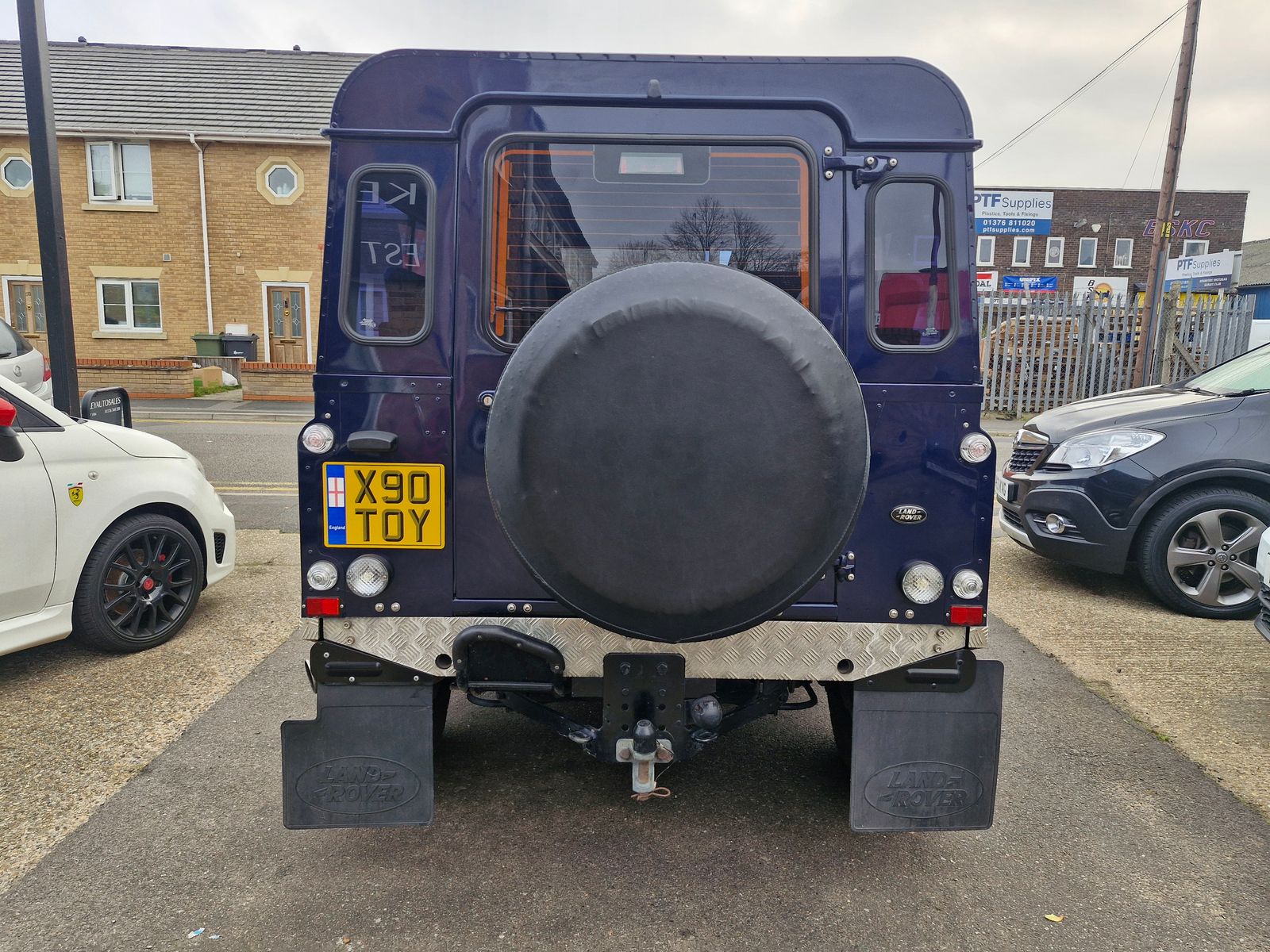 Land Rover Defender TD5 Twisted 3dr 2025