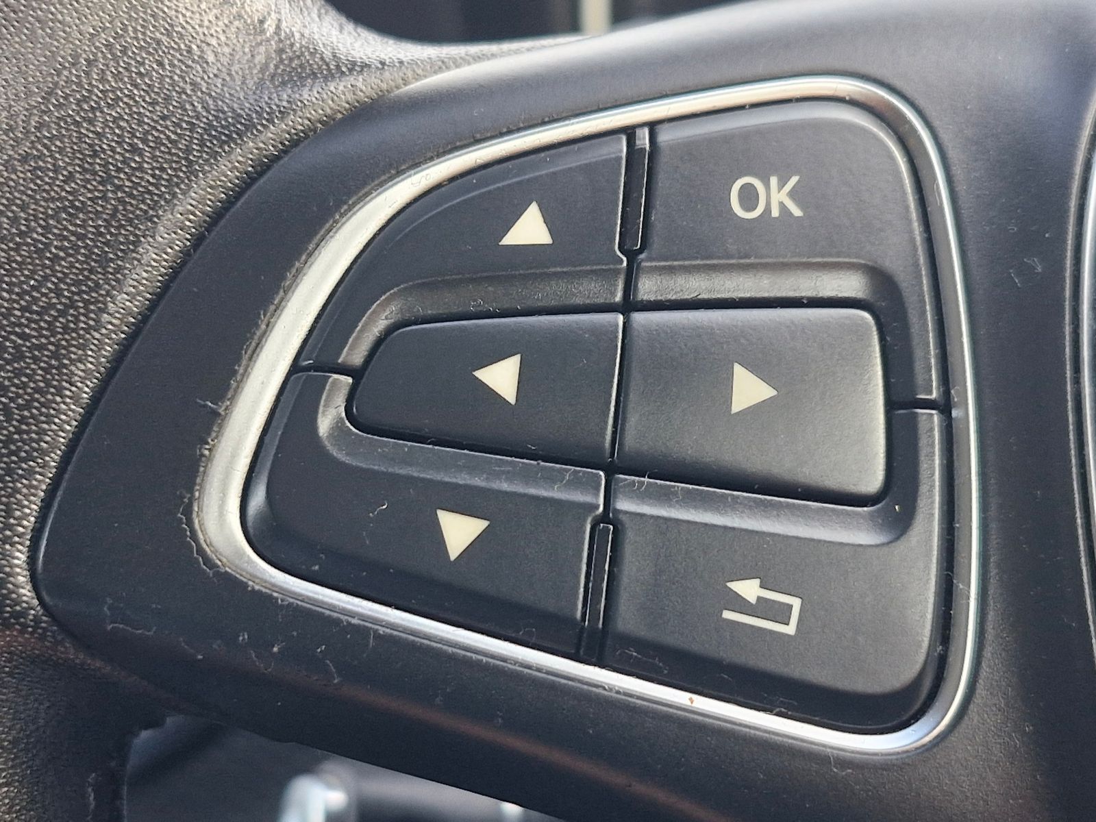 Mercedes-Benz A Class 1.6 A160 SE (Executive) Hatchback 5dr Petrol 7G-DCT Euro 6 (s/s) (102 ps) 5dr Automatic 2025