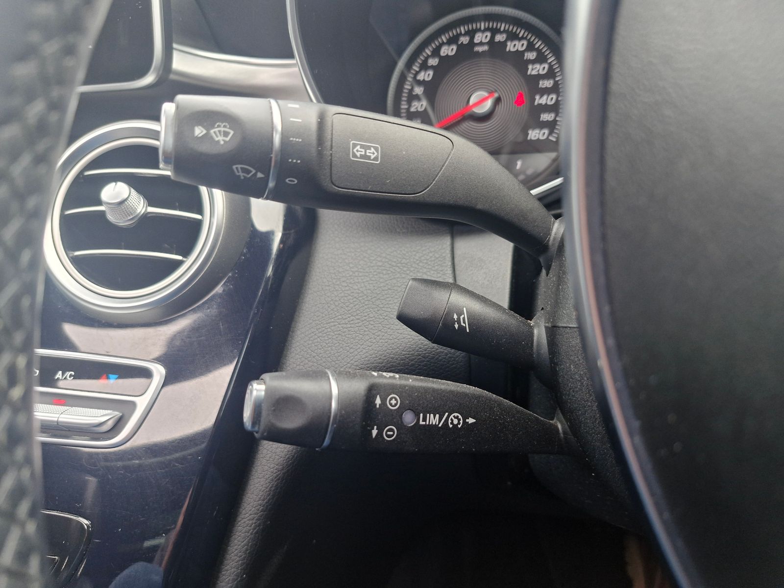 Mercedes-Benz C Class 2.1 C220 BlueTEC AMG Line (Premium) Saloon 4dr Diesel G-Tronic+ Euro 6 (s/s) (170 ps) 4dr Automatic 2025