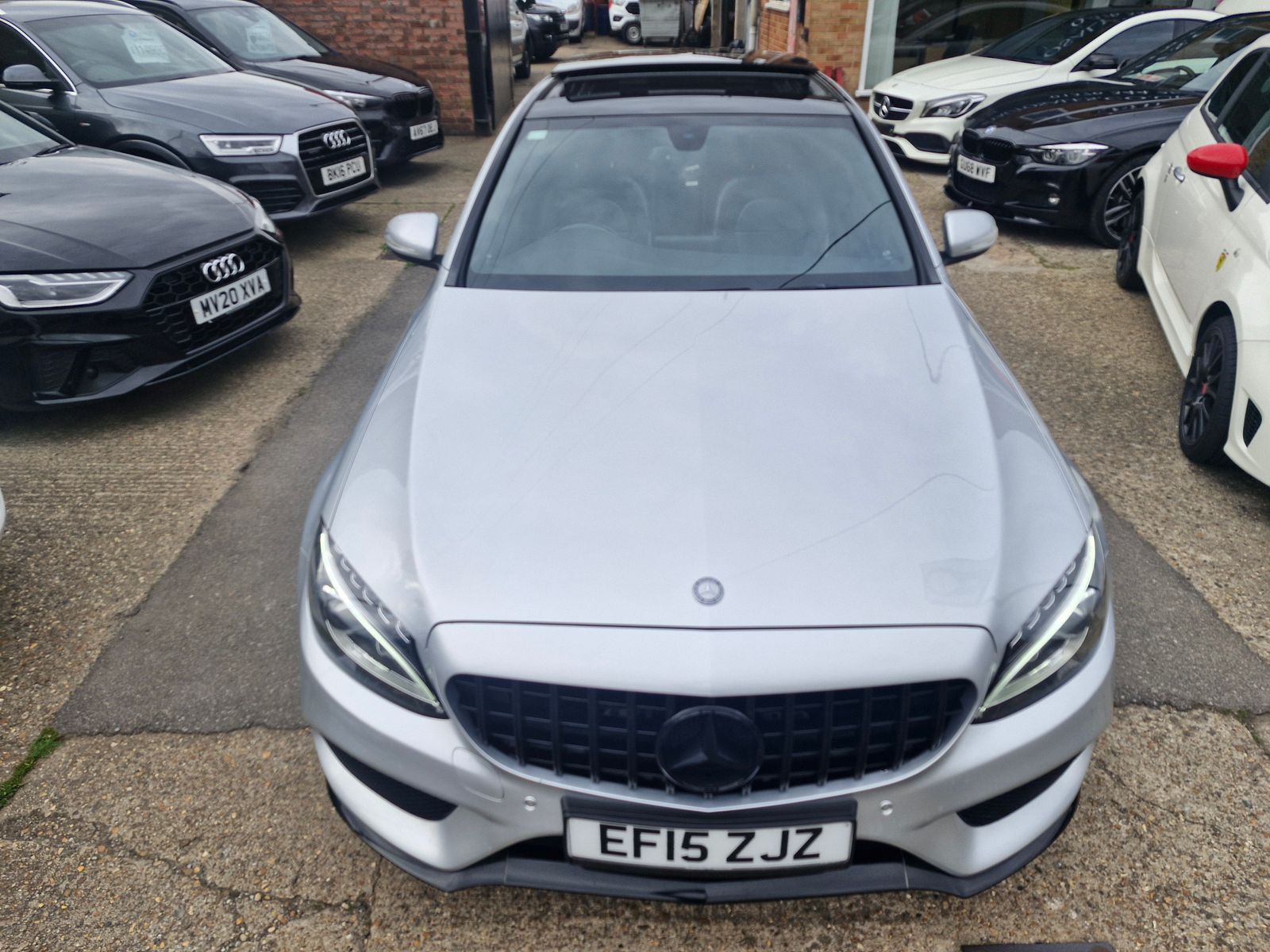 Mercedes-Benz C Class 2.1 C220 BlueTEC AMG Line (Premium) Saloon 4dr Diesel G-Tronic+ Euro 6 (s/s) (170 ps) 4dr Automatic 2025