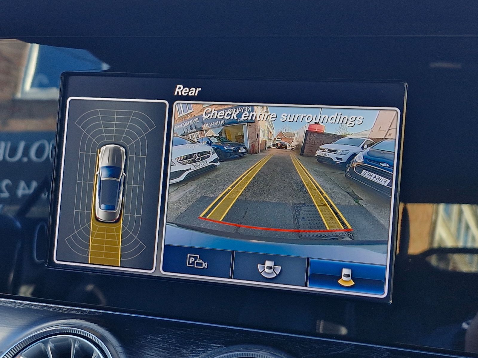 Mercedes-Benz E Class 2.0 E220d AMG Line Cabriolet 2dr Diesel G-Tronic+ Euro 6 (s/s) (194 ps) 2dr Automatic 2025