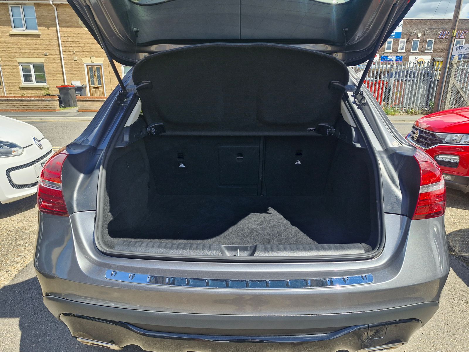 Mercedes-Benz GLA 1.6 GLA180 Urban Edition SUV 5dr Petrol 7G-DCT Euro 6 (s/s) (122 ps) 5dr Automatic 2026