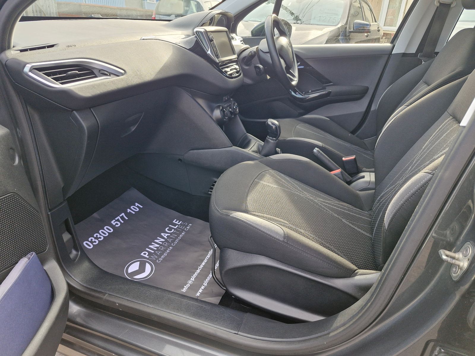 Peugeot 208 1.2 VTi Active Hatchback 5dr Petrol Manual Euro 5 (82 ps) 5dr Manual 2025