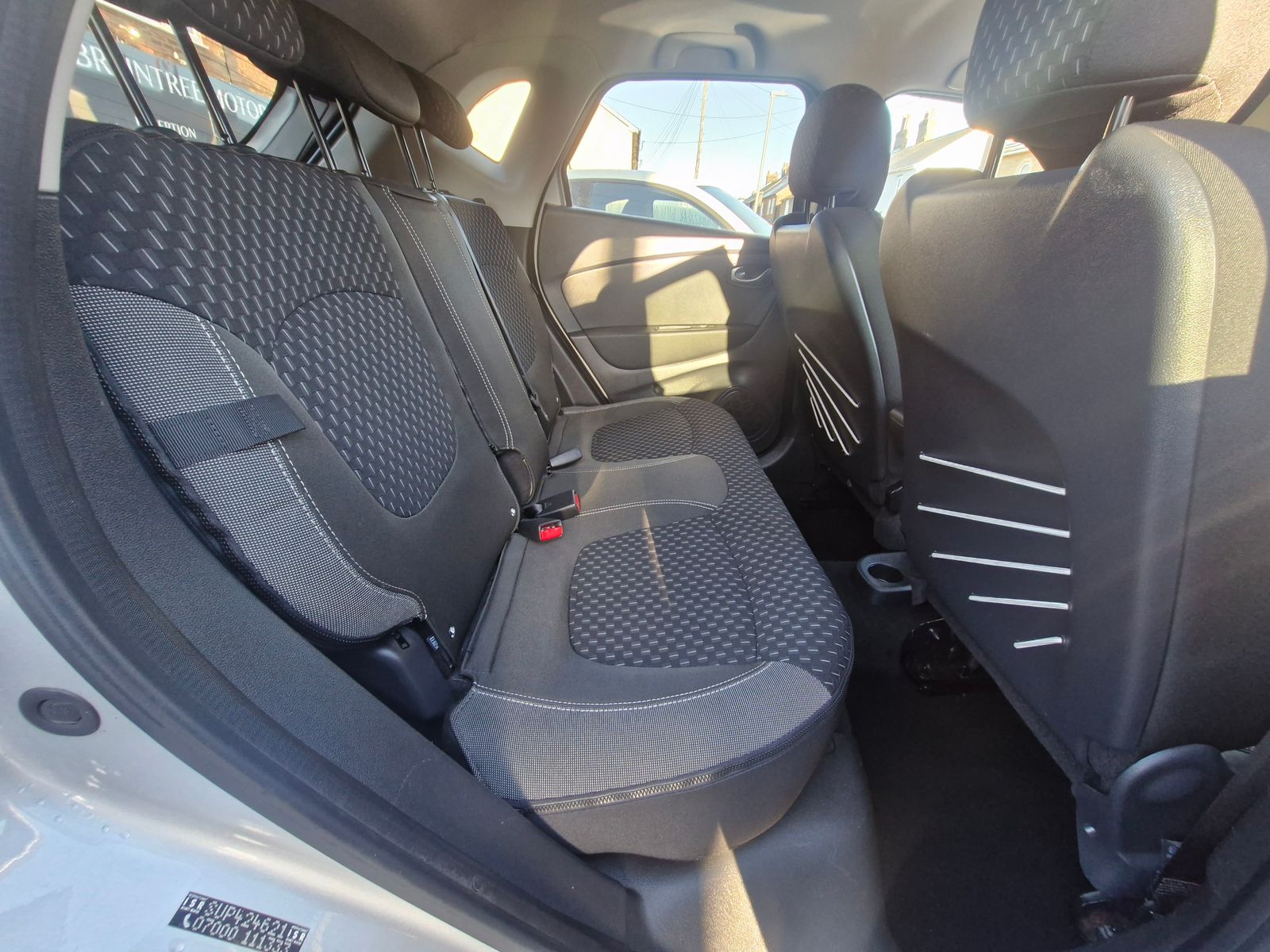 Renault Captur 1.5 dCi ENERGY Dynamique S Nav SUV 5dr Diesel Manual Euro 6 (s/s) (90 ps) 5dr Manual 2025