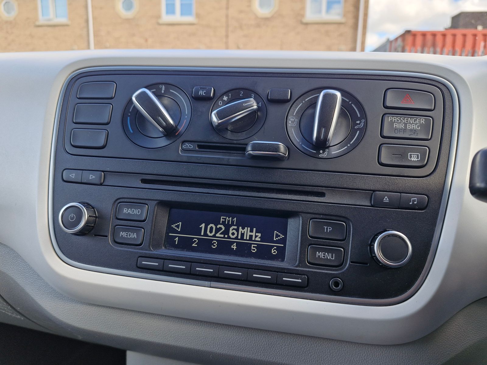 Seat Mii 1.0 12v SE Hatchback 5dr Petrol Manual Euro 5 (60 ps) 5dr Manual 2026