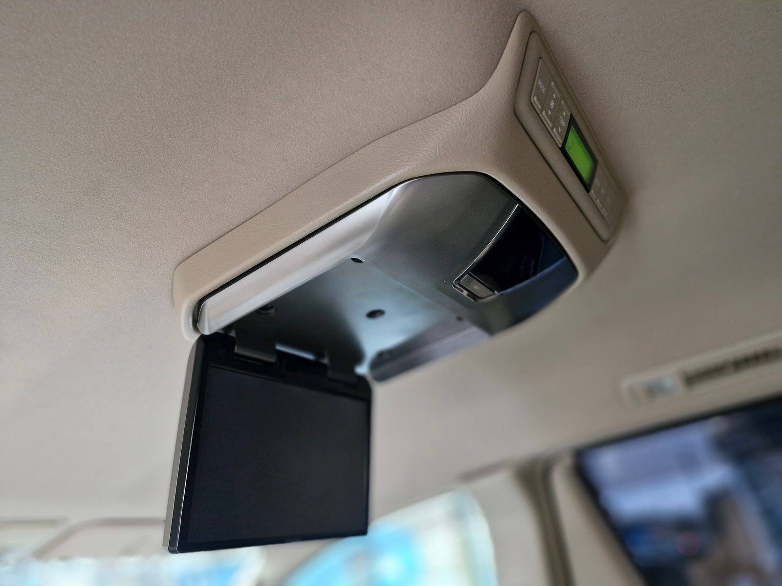 Toyota Alphard 2.4 Petrol Automatic 7 SEATS 5dr Automatic 2025