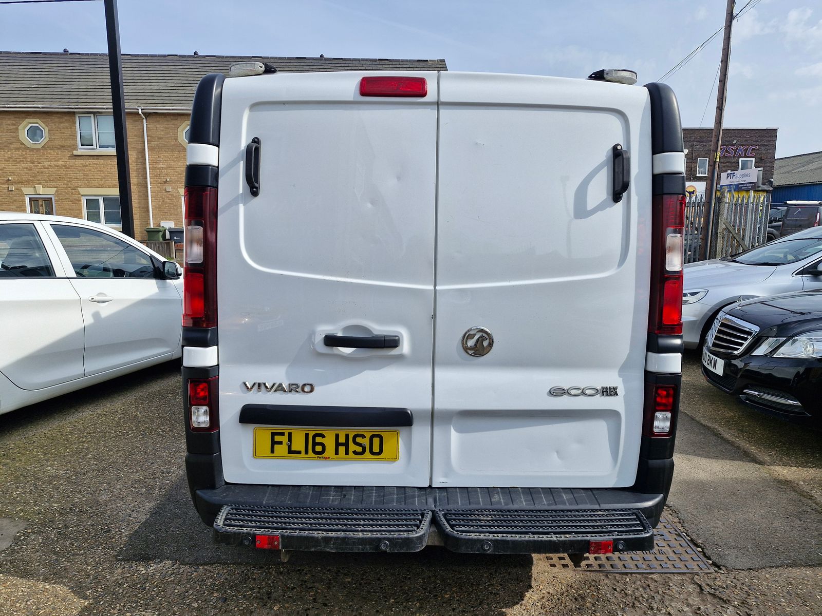 Vauxhall Vivaro 1.6 CDTi 2900 ecoFLEX Panel Van 5dr Diesel Manual L1 H1 Euro 5 (s/s) (90 ps) 5dr Manual 2026