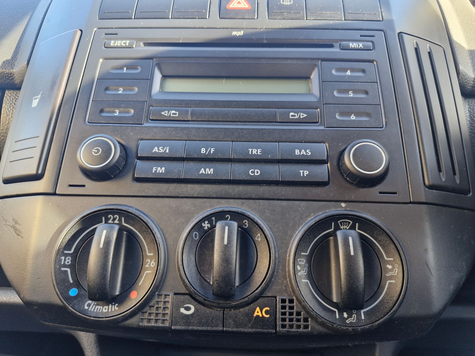 Volkswagen Polo 1.6 Sport Hatchback 5dr Petrol Manual (159 g/km, 104 bhp) 5dr Manual 2025