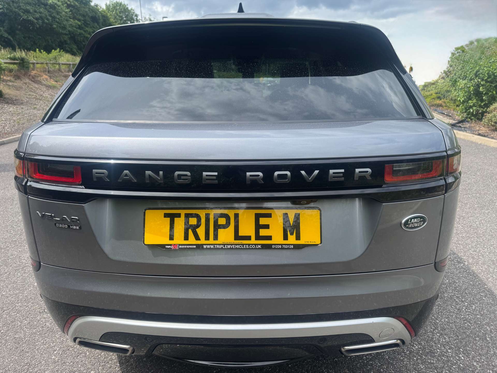 Land Rover Range Rover Velar 3.0 Range Rover Velar R-Dynamic HSE D MHEV Auto 4WD 5dr 5dr Automatic 2026