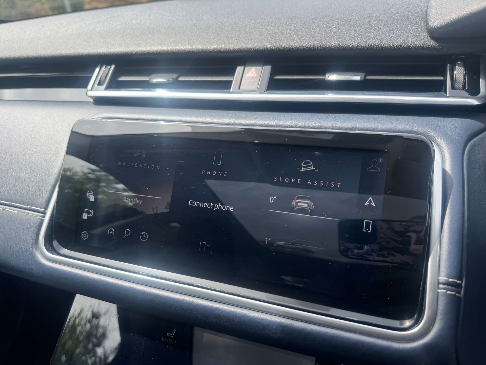 Land Rover Range Rover Velar 3.0 Range Rover Velar R-Dynamic HSE D MHEV Auto 4WD 5dr 5dr Automatic 2026