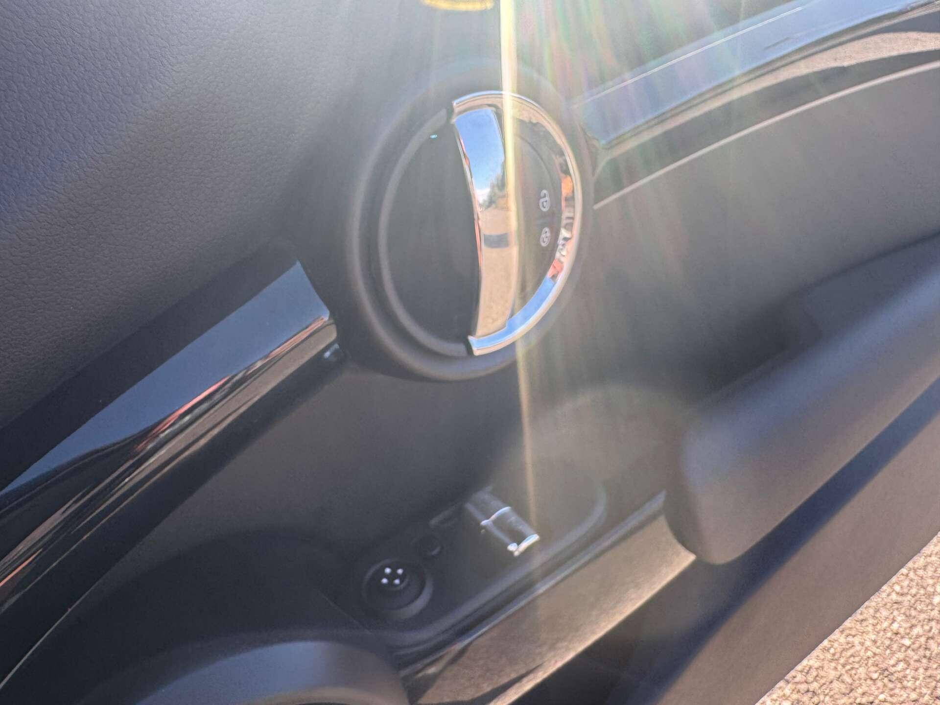 MINI Hatch 1.5 Cooper Classic 3dr 3dr Manual 2025