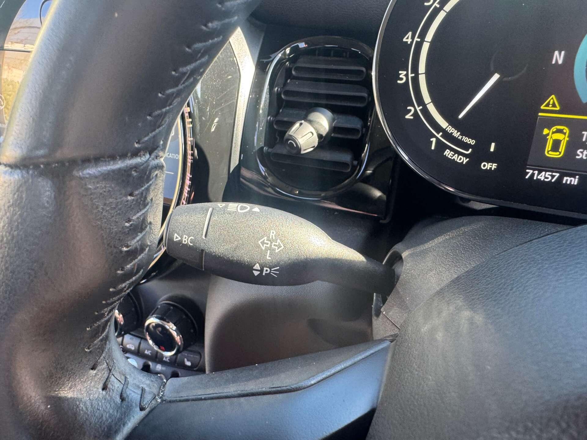 MINI Hatch 1.5 Cooper Classic 3dr 3dr Manual 2025