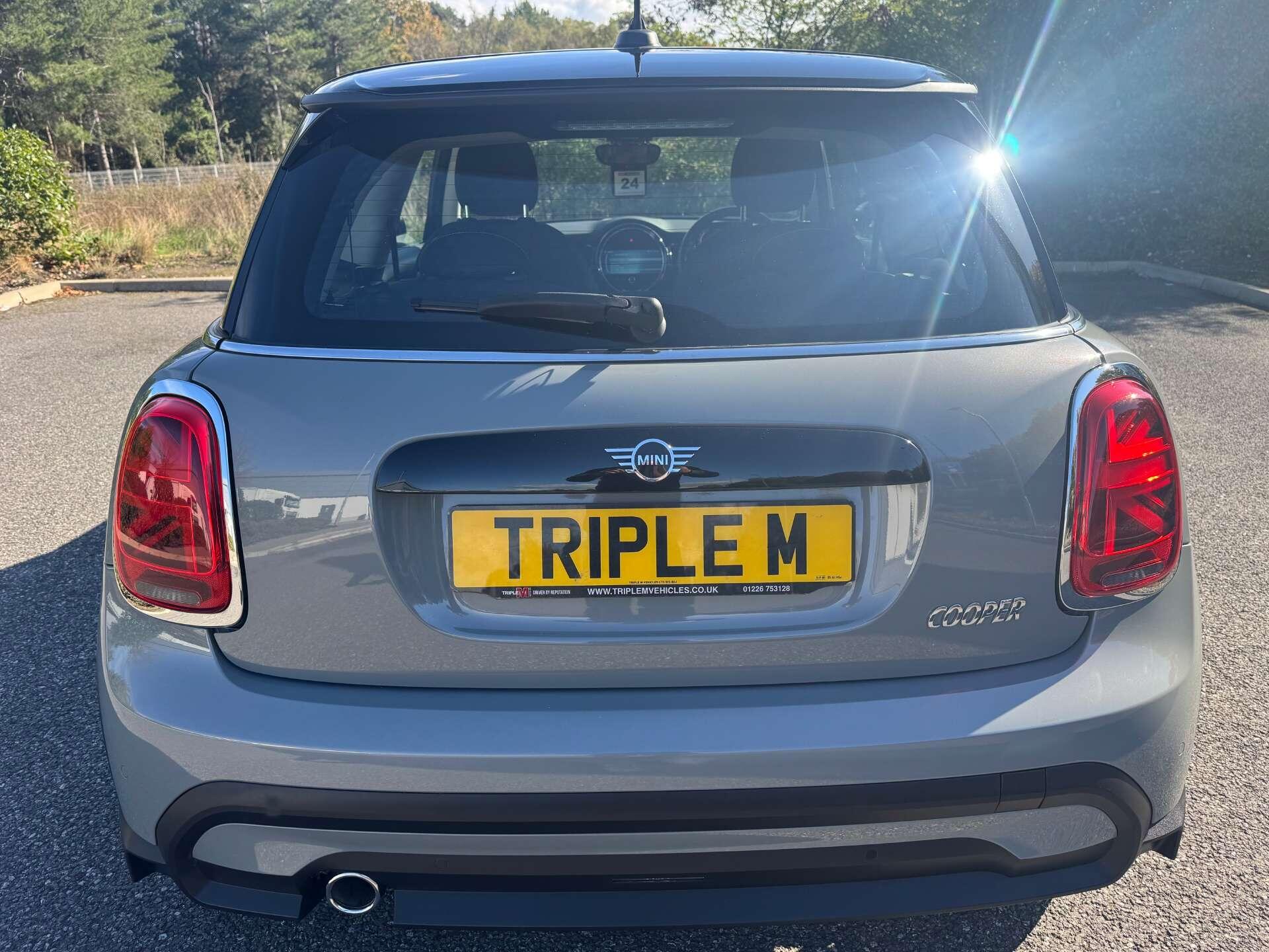 MINI Hatch 1.5 Cooper Classic 3dr 3dr Manual 2025