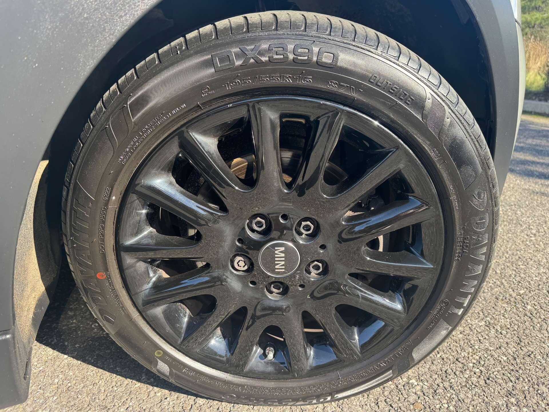 MINI Hatch 1.5 Cooper Classic 3dr 3dr Manual 2025